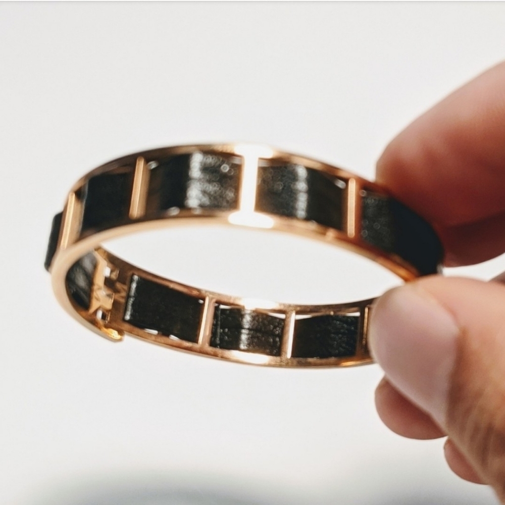 Rose gold plated stainless steel leather b... - Picture 2 of 5